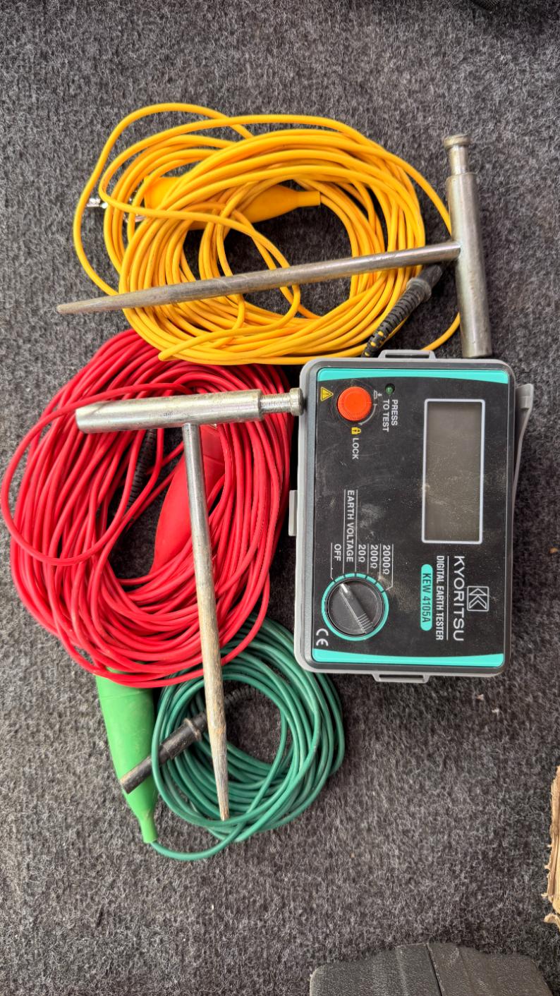 Earth Resistance Tester